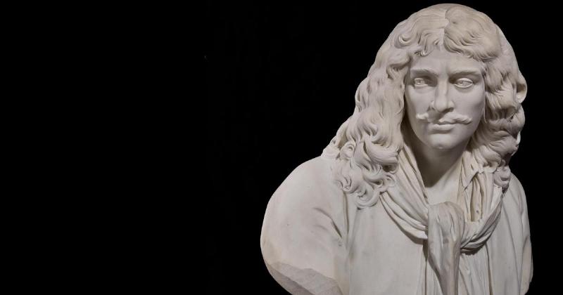 Un groupe de comédiens de la troupe de Molière sur une scène du XVIIe siècle, dans un hommage visuel